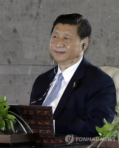 시진핑 중국 국가주석이 지난 10월 인도네시아에서 개최된 아시아태평양경제협력체(APEC) 정상회의에 참석한 모습. (AP=연합뉴스)