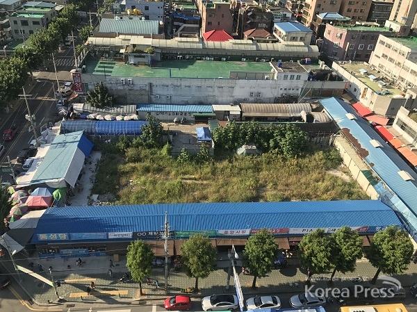 2017년 9월 촬영한 성남시 수정구 태평동 중앙시장 전경