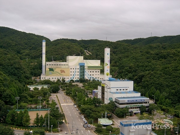 상대원동 성남시 환경에너지시설(소각장) 전경